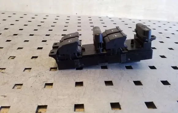 Volkswagen Golf IV Electric window control switch 1J4959857