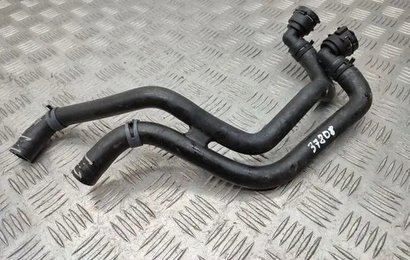 Volkswagen T-Roc Engine coolant pipe/hose