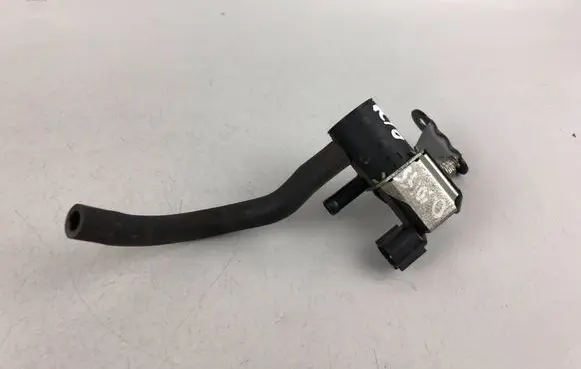 Subaru Outback Turbo solenoid valve K5T48580