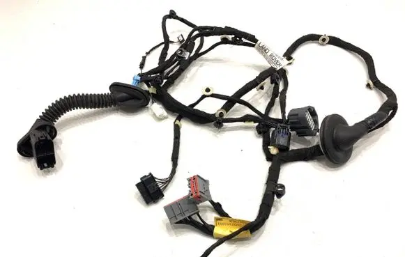 Land Rover Range Rover Evoque L551 Rear door wiring loom R8D214632DBA