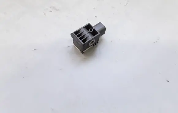 KIA Carens II Airbag deployment crash/impact sensor 959201D000 1D95920000