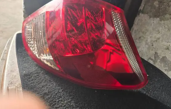 Toyota RAV 4 (XA30) Rear/tail lights J88R12V