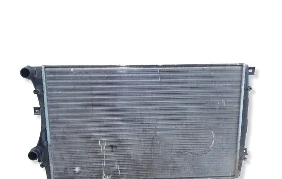 Volkswagen Touran I Coolant radiator D7W0271TT