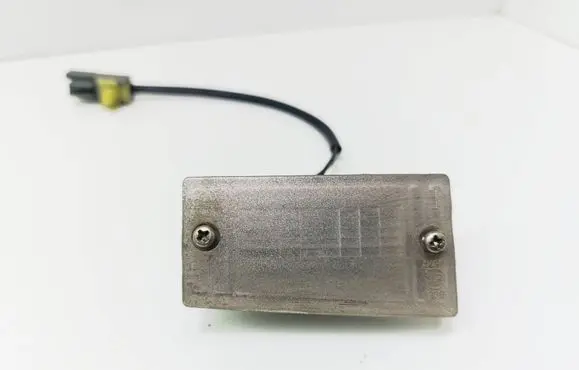 KIA Carens I Number plate light 
