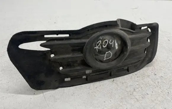 Mercedes-Benz C W204 Front fog light A2048850223