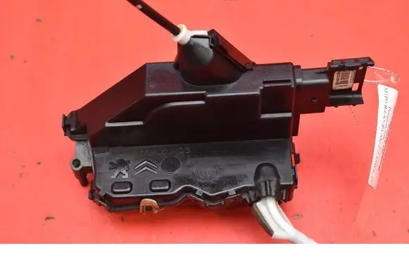 Peugeot 508 RXH Front door lock 006260