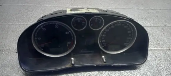 Volkswagen PASSAT B5.5 Speedometer (instrument cluster)