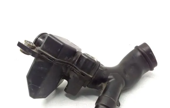 Honda CR-V Air intake hose/pipe