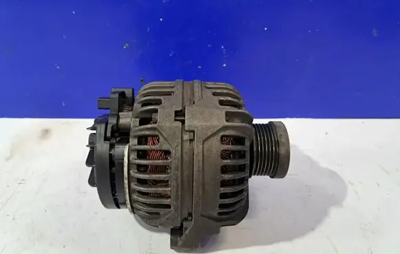 Volvo S60 Generator/alternator 0124525029 8676498