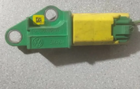 Audi A6 S6 C6 4F Airbag deployment crash/impact sensor 1K0909606C 5WK43544