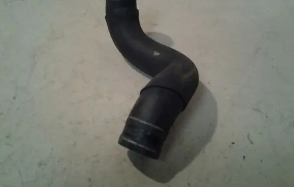 Audi A8 S8 D3 4E Air intake duct part 057103237C