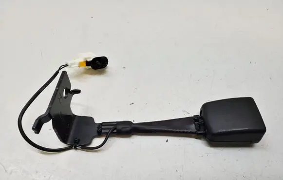 Alfa Romeo Stelvio Rear seatbelt buckle 156136320