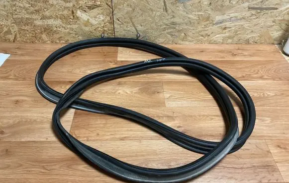 Renault Megane III Seal rubber (tailgate) 