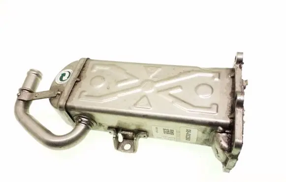 Skoda Fabia Mk2 (5J) EGR valve cooler 03P131512B 03P131512D
