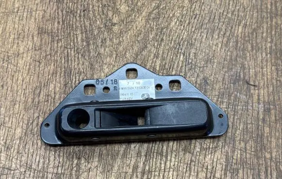 BMW 2 F22 F23 Convertible roof lock/latch 7310938 1994111D 7M18
