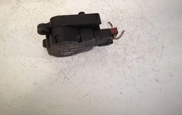 Mercedes-Benz E W211 Air flap motor/actuator A2308201242