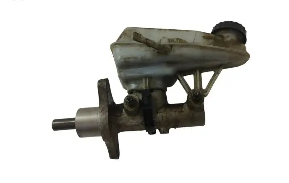 Master brake cylinder