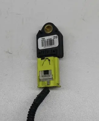 Toyota Auris 150 Airbag deployment crash/impact sensor 8983102080