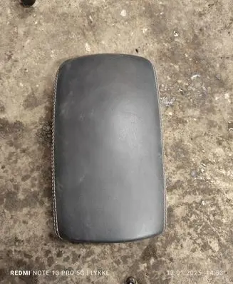 Nissan Qashqai Armrest 8692050A10 17062013