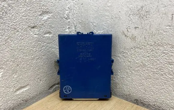Toyota Prius (XW20) Comfort/convenience module 8911147030 2324005091