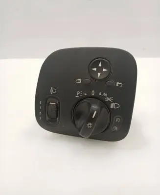 Mercedes-Benz C W203 Light switch A2035451404