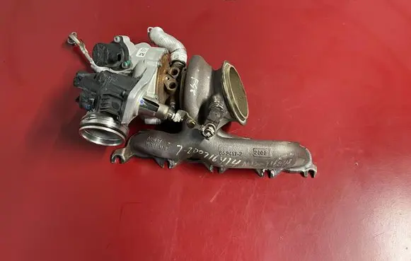 BMW X1 F48 F49 Turbo 9845813 984581301