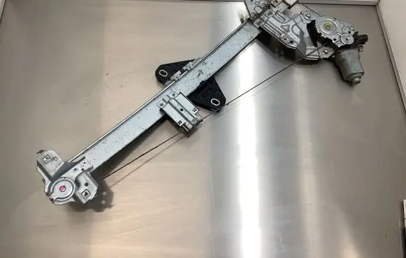 Honda Jazz Front door window regulator with motor 911261 AT400750A