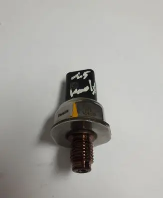 Renault Kadjar Fuel pressure sensor 1602142787 85PP6801