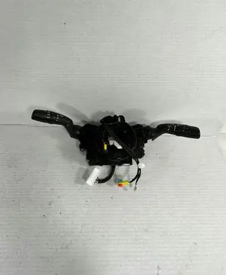 Toyota RAV 4 (XA50) Tailgate/trunk/boot open switch 