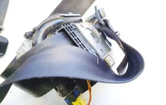 Citroen C3 Picasso Front seatbelt 96817078xx
