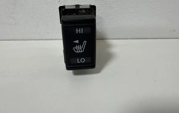 Nissan X-Trail T32 Seat heating switch 