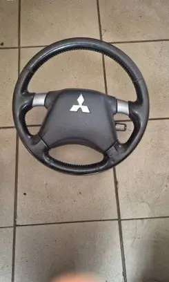 Mitsubishi Grandis Steering wheel 