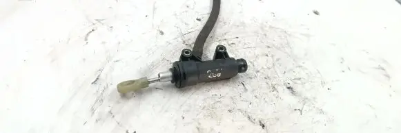 BMW 3 E90 E91 Clutch master cylinder 066F35