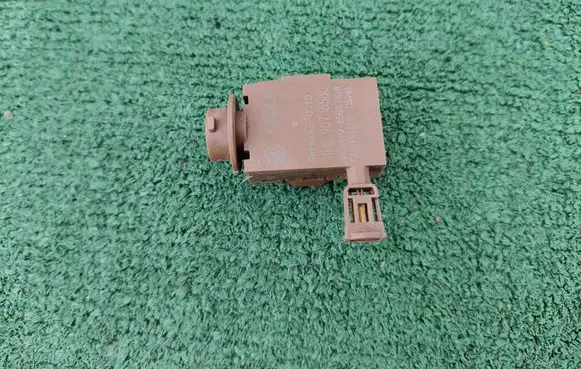 Audi Q3 F3 Air quality sensor 4H0907658C