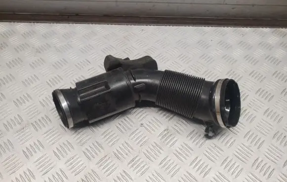 Audi Q5 SQ5 Air intake duct part 06E129629A