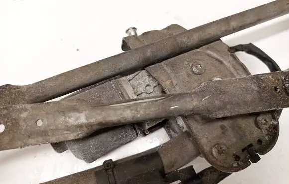 Toyota Avensis T270 Wiper motor 0390241964 8511005080