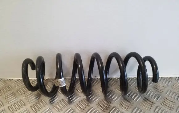 Volvo XC60 Front coil spring 31658306