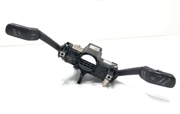 Volkswagen PASSAT B8 Wiper turn signal indicator stalk/switch 3Q0953521P