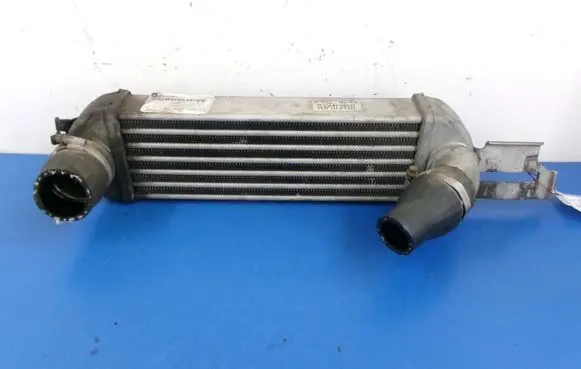 Opel Meriva A Intercooler radiator 13127137