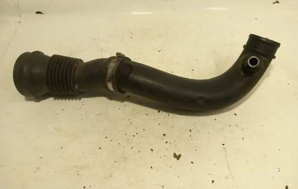 Volvo S60 Intercooler hose/pipe 30714480