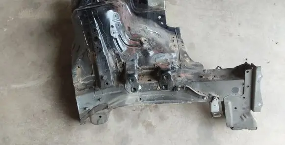 Toyota RAV 4 (XA30) Front side member 