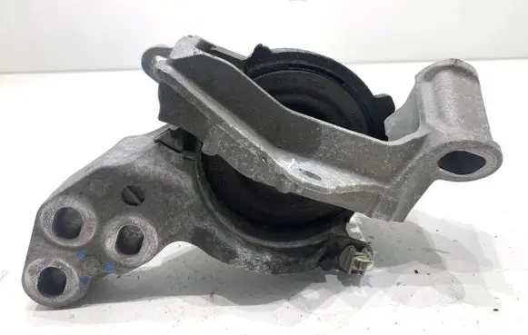 Mazda 3 II Engine mount vacuum valve 