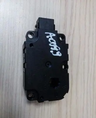 Mercedes-Benz CLA C117 X117 W117 Air flap motor/actuator CZ1139300857 AO099