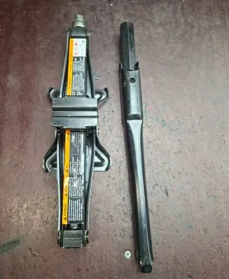 Opel Zafira C Lift Jack 13348505