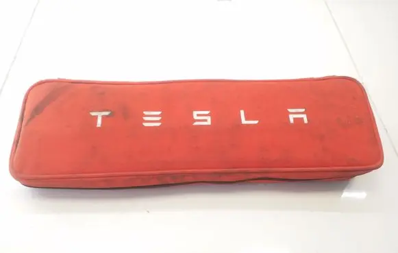 Tesla Model 3 First aid kit 