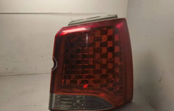 KIA Sorento Rear/tail lights R1DS102 A045048