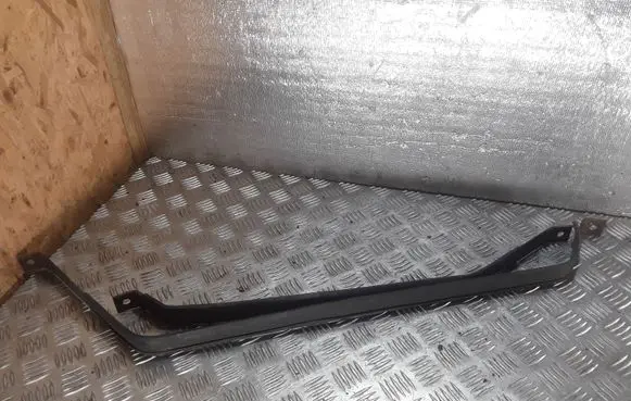 Toyota Corolla Verso AR10 Fuel tank mounting bracket 