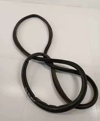 Opel Astra K Trunk rubber seal (body) 360574169 39102818