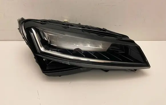 Skoda Superb B8 (3V) Headlight/headlamp 3V1941016D 09101161 00007030911