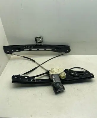 Mercedes-Benz E W211 Front door window regulator with motor A2117200246